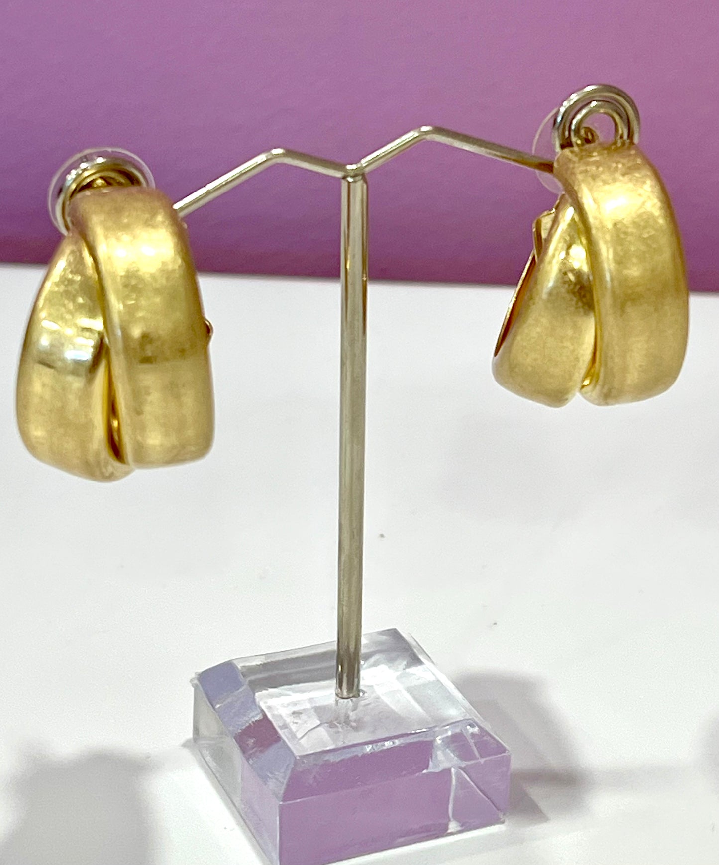 Circule Gold Earrings