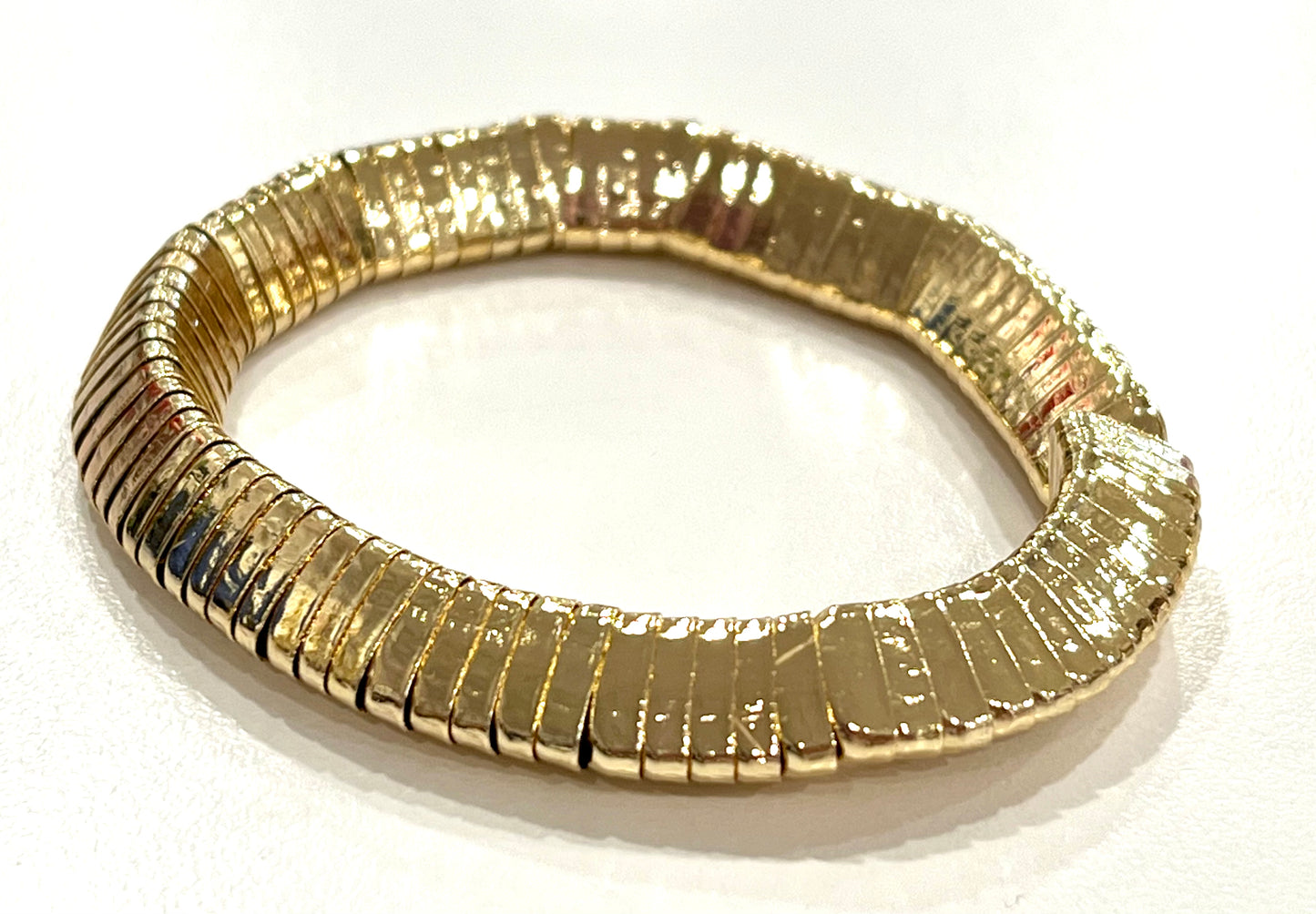 Lili Elastic Gold Bracelet