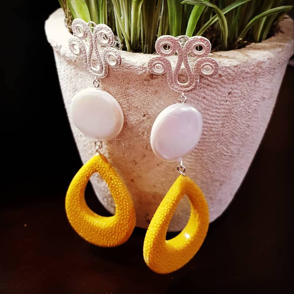 Victoria Drop Earrings earrings Silueta Online Mustard 