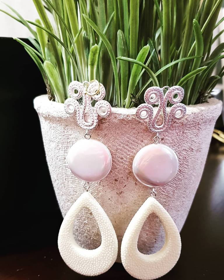 Victoria Drop Earrings earrings Silueta Online White 